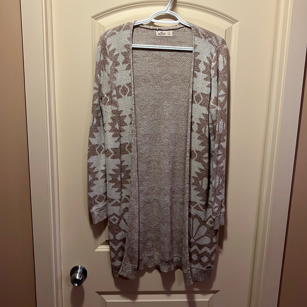 Hollister sweater